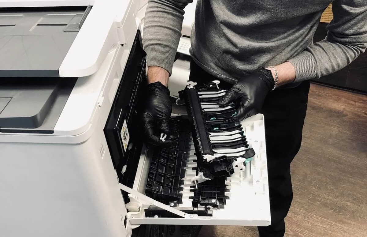 Ремонт принтера Xerox, re:device Омск