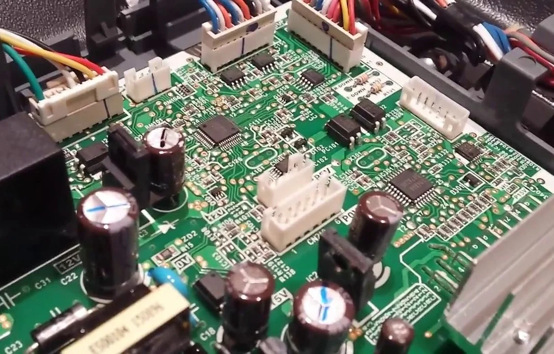 Ремонт телевизора HITACHI, re:device Омск